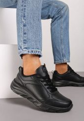 Czarne Klasyczne Płaskie Buty Sportowe Sneakersy z Tłoczoną Podeszwą Velandria. Czarne buty sportowe na co dzień damskie Born2be, bez wzorów, z bawełny. Za 119.99 zł.