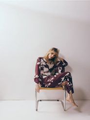 Dwuczęściowa piżama z wiskozy - mahoniowy. Brązowe piżamy damskie Reserved, l, bez wzorów, z tkaniny, bez ramiączek. W wyprzedaży za 89.99 zł.