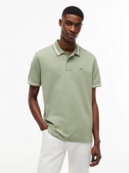 Tommy Jeans koszulka polo Mężczyźni Bawełna (100%) zielony, L. Zielone koszulki polo męskie Tommy Jeans, l, bez wzorów, z bawełny, bez ramiączek. Za 229.95 zł.