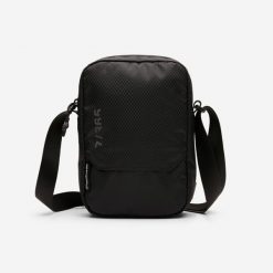 Torebka na ramię ripstop, Commute 500 1,6 L. Czarne torebki klasyczne damskie Decathlon, bez wzorów, z materiału, bez dodatków. Za 69.99 zł.