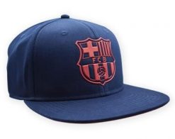 Czapka z daszkiem FC Barcelona - oficjalna licencjonowana. Niebieskie czapki męskie Puma, bez wzorów, z materiału. Za 99.00 zł.