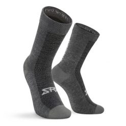 Skarpetki rowerowe z wełną merino kolarsjie unisex SRX Maloja. Szare skarpetki damskie SIROKO, bez wzorów, z elastanu. Za 76.00 zł.