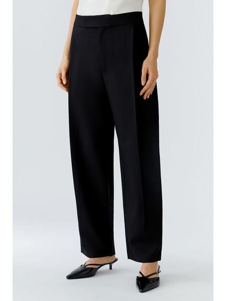 Oui Spodnie w kolorze czarnym rozmiar: 40. Czarne spodnie materiałowe damskie Oui, bez wzorów, z materiału, z podwyższonym stanem. Za 180.91 zł.