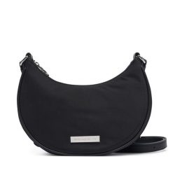 Torebka KARL LAGERFELD. Czarne torebki klasyczne damskie Karl Lagerfeld, bez wzorów, bez dodatków. Za 549.99 zł.