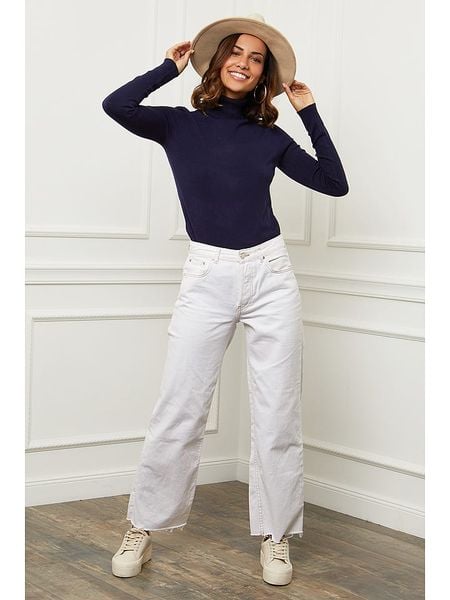 L'armoire de Suzette Golf w kolorze granatowym rozmiar: 38/40. Niebieskie golfy damskie L'armoire de Suzette, l, bez wzorów, z kaszmiru, bez ramiączek. Za 160.96 zł.