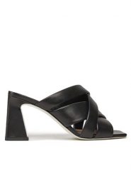 Pollini Klapki SA28117C1ITE0000 Czarny. Czarne klapki damskie Pollini, bez wzorów, ze skóry, bez obcasa. Za 1,729.00 zł.