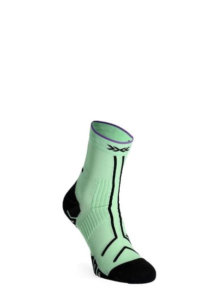 Skarpety do biegania X-Socks Trailrun Terraskin Expert Crew. Zielone skarpetki męskie X-Socks, bez wzorów, z materiału. Za 170.49 zł.