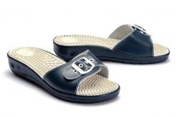 SOLO 0115 granat, klapki/fakirki profilaktyczne damskie. Niebieskie klapki damskie Solo, bez wzorów, bez obcasa. Za 134.90 zł.