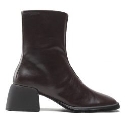 Botki Vagabond Shoemakers. Brązowe botki damskie Vagabond Shoemakers, bez obcasa, na słupku, bez zapięcia. Za 769.99 zł.