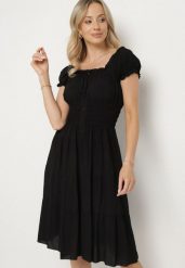 Czarna Bawełniana Rozkloszowana Sukienka z Guzikami i Bufiastymi Rękawami Annivi. Czarne sukienki damskie Born2be, na co dzień, l, bez wzorów, z bawełny, eleganckie, bez kołnierzyka, bez ramiączek, midi, rozkloszowane. W wyprzedaży za 35.99 zł.