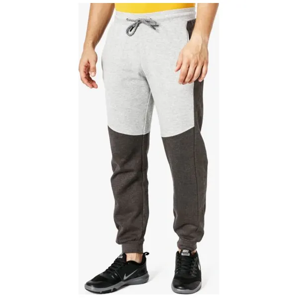 Umbro Spodnie Sugilite , szary, rozmiar XXL. Szare spodnie materiałowe męskie Umbro, bez wzorów, z bawełny. W wyprzedaży za 79.99 zł.