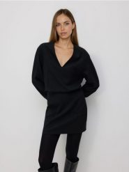 Sukienka mini w paski - wielobarwny. Sukienki damskie Reserved, na co dzień, l, bez wzorów, z tkaniny, bez kołnierzyka, bez ramiączek, mini, proste. Za 179.99 zł.