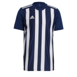 Koszulka męska adidas Striped 21 Jersey. Białe t-shirty sportowe męskie Adidas, m, z jersey, bez ramiączek, do piłki nożnej. Za 99.00 zł.