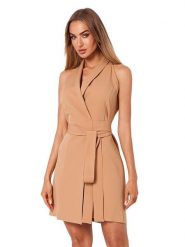 Made of emotion Sukienka w kolorze beżowym rozmiar: XL. Brązowe sukienki damskie Made Of Emotion, xl, bez wzorów, bez kołnierzyka, bez ramiączek, mini. Za 131.12 zł.