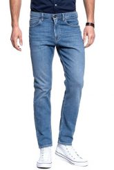 LEE SPODNIE MĘSKIE RIDER CROPPED FRESH BLUE L75GDIAL 112120876. Niebieskie spodnie materiałowe męskie Lee, bez wzorów, z jeansu. W wyprzedaży za 129.99 zł.