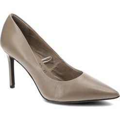 Brązowe Czółenka Tamaris Eleganckie Buty Damskie. Brązowe czółenka damskie Tamaris, z aplikacjami, ze skóry, bez obcasa, na obcasie. Za 249.00 zł.