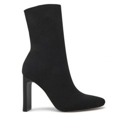 Botki Aldo. Czarne botki damskie Aldo, bez obcasa, na słupku, bez zapięcia. Za 349.99 zł.