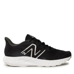 Buty do biegania New Balance. Czarne obuwie do biegania damskie New Balance. Za 259.99 zł.