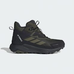 Buty trekkingowe Terrex Anylander CLIMAWARM+. Brązowe buty trekkingowe męskie Adidas, bez zapięcia, climawarm (adidas). Za 529.00 zł.