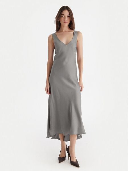 ViCOLO Sukienka koktajlowa TF0247 Szary Regular Fit. Szare sukienki damskie ViCOLO, m, bez wzorów, z wiskozy, wizytowe, bez kołnierzyka, bez ramiączek. Za 399.99 zł.