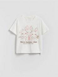 T-shirt z nadrukiem - kremowy. Białe koszulki dziewczęce Reserved, bez wzorów, z bawełny, bez ramiączek. Za 39.99 zł.