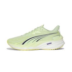Buty do biegania Puma Velocity Nitro™ 4. Białe obuwie do biegania damskie Puma. Za 561.40 zł.