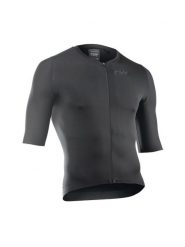 Koszulka rowerowa NORTHWAVE Extreme UPF50 aero czarny. Czarne t-shirty sportowe męskie Northwave, l, z jersey, bez ramiączek, na fitness i siłownię. Za 378.50 zł.