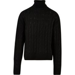 Sweter z golfem Urban Classics. Czarne swetry męskie Urban Classics, m, bez wzorów, bez kołnierzyka. Za 237.00 zł.
