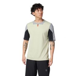 Koszulka rowerowa męska Fox Racing Defend. Zielone t-shirty sportowe męskie Fox Racing, m, z jersey, bez ramiączek, rowerowe. Za 241.00 zł.