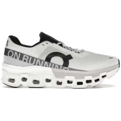 Buty do biegania damskie On 3WE1011. Białe obuwie do biegania damskie On. Za 1,133.00 zł.