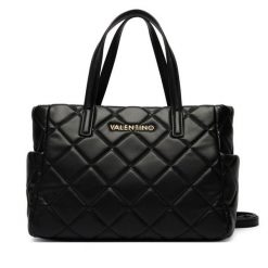 Torebka Valentino. Czarne torebki klasyczne damskie Valentino, bez wzorów, bez dodatków. Za 629.99 zł.