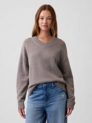 GAP Sweter w kolorze szarobrązowym rozmiar: XS. Brązowe swetry klasyczne damskie GAP, xs, bez kołnierzyka. Za 194.95 zł.
