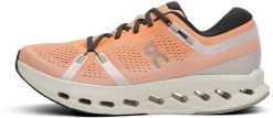 Buty do biegania męskie On Cloudsurfer 2 tangerine/ivory. Brązowe obuwie do biegania damskie On. Za 599.99 zł.