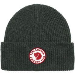 Czapka zimowa Fjallraven 1960 Logo Hat - deep forest. Zielone czapki męskie Fjällräven, na zimę, bez wzorów, z dzianiny, klasyczne. Za 284.55 zł.