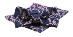 Męska Mucha z Poszetką w Zestawie - Alties - Granatowa z Różowym Akcentem. Czerwone krawaty i muchy męskie Alties, bez wzorów, eleganckie. Za 54.00 zł.