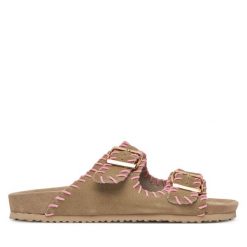 Klapki DeeZee. Brązowe klapki damskie DeeZee, bez wzorów, bez obcasa. Za 179.99 zł.