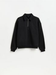 Bluza z kołnierzykiem polo - czarny. Czarne bluzy bez kaptura męskie Reserved, l, z bawełny. Za 139.99 zł.