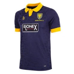 Koszulka piłkarska retro dla dorosłych Wimbledon FC 1994-95 - Niebieska. Niebieskie t-shirty sportowe męskie COPA FOOTBALL, l, bez ramiączek, do piłki nożnej. Za 296.76 zł.