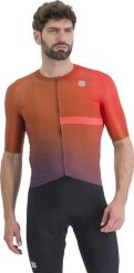Koszulka rowerowa męska Sportful Bomber. Brązowe t-shirty sportowe męskie SPORTFUL, na lato, m, z elastanu, bez ramiączek, rowerowe. Za 472.10 zł.