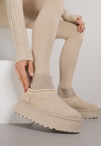 Beżowe Śniegowce VICES na Grubej Podeszwie z Haftem i Skarpetkową Cholewką Enantia. Brązowe śniegowce damskie Born2be, z futra. Za 69.99 zł.