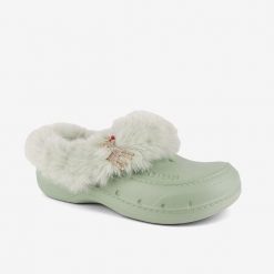 Damskie klapki zimowe Coqui Husky. Zielone klapki damskie Coqui, bez wzorów, z materiału, bez obcasa. Za 140.99 zł.