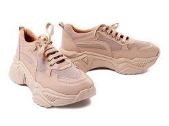 ARTIKER RELAKS 50C1121 beige, półbuty damskie. Brązowe półbuty damskie Artiker Relaks, bez wzorów, bez obcasa, na koturnie. Za 115.00 zł.