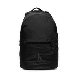 Plecak Calvin Klein Jeans. Czarne plecaki męskie Calvin Klein Jeans, bez wzorów, z jeansu. Za 349.99 zł.