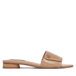 Klapki Nine West. Brązowe klapki damskie Nine West, bez wzorów, bez obcasa. Za 109.99 zł.