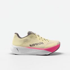 Buty do biegania damskie Kiprun Kipride. Brązowe obuwie do biegania damskie KIPRUN. Za 499.99 zł.