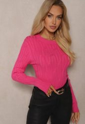 Ciemnoróżowy Sweter z Wiskozą i Ozdobnym Splotem Saviana. Czerwone swetry klasyczne damskie Renee, z jeansu, bez kołnierzyka. Za 74.99 zł.