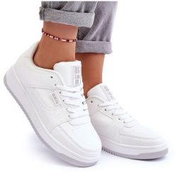 Damskie Buty Sportowe Sneakersy Big Star MM274354 Białe. Białe buty sportowe na co dzień damskie bez wzorów, ze skóry. Za 207.99 zł.