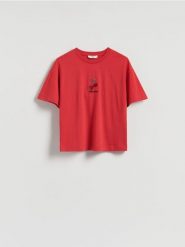 T-shirt z aplikacją - czerwony. Czerwone t-shirty damskie Reserved, l, z aplikacjami, z bawełny, bez kołnierzyka. Za 69.99 zł.