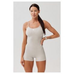 Damski kombinezon sportowy fitness Rough Radical Solo. Szare kombinezony damskie ROUGH RADICAL, bez wzorów, sportowe, bez kołnierzyka, bez ramiączek. Za 179.90 zł.