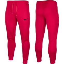 Spodnie Sportowe męskie Nike NK Dri-Fit Fc Libero Pant. Czerwone spodnie sportowe męskie Nike. Za 147.00 zł.
